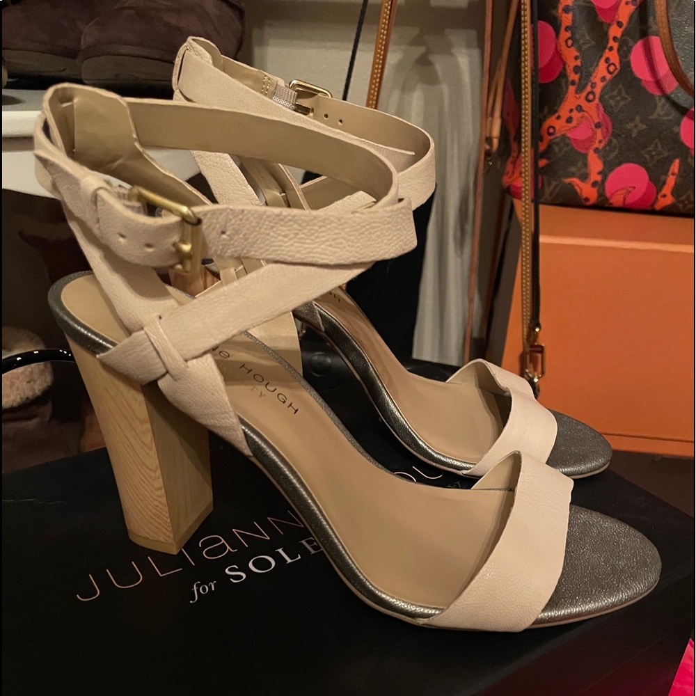 Brand new Julianne Hough block heels